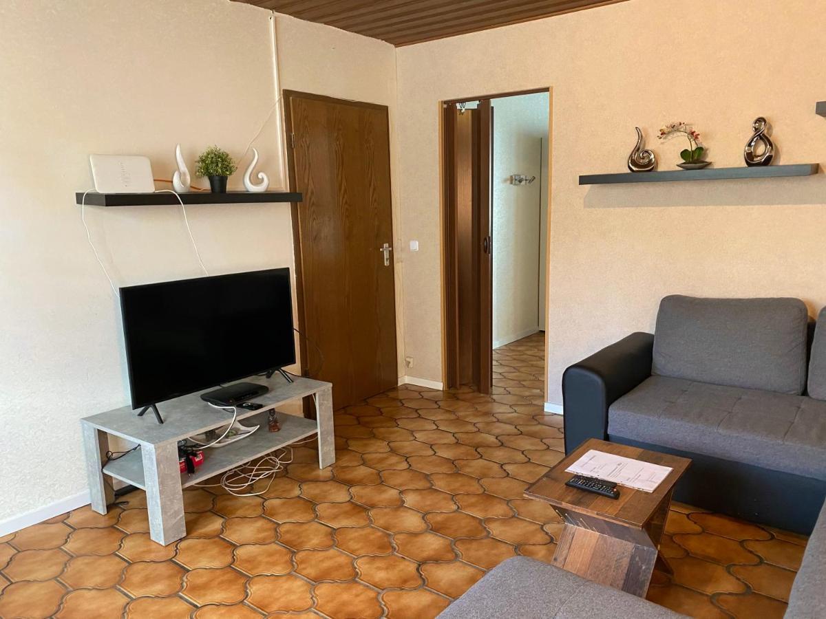 Apartments Rhona III Und IV Neunkirchen City Kültér fotó